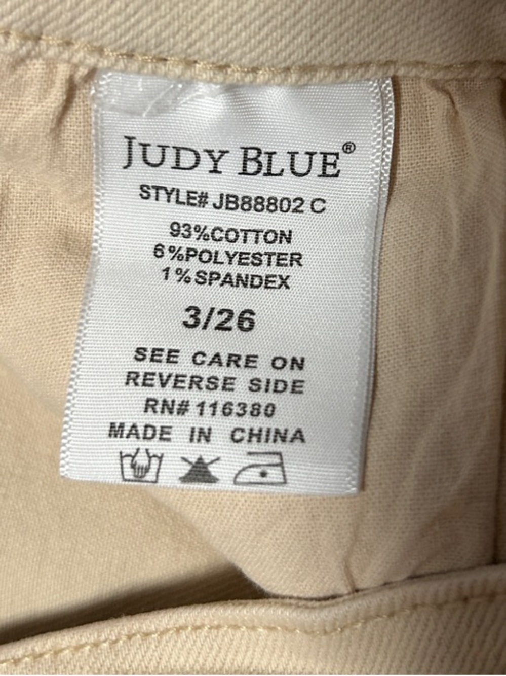 Judy Blue Garment Dyed Cream Beige Raw Hem Crop Jeans / Size 3 (26) - Picture 13 of 13